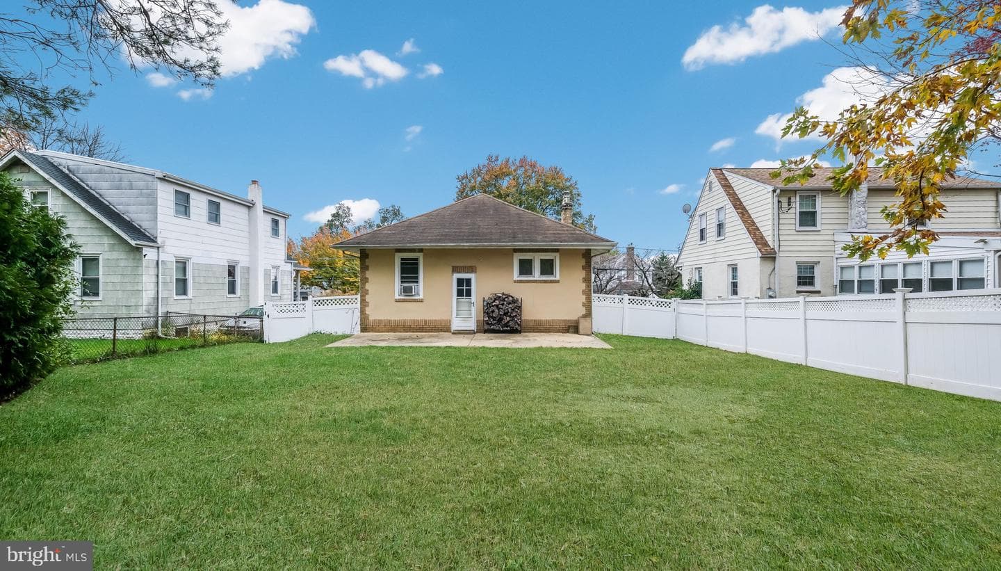 315 Krewson Terrace photo 30