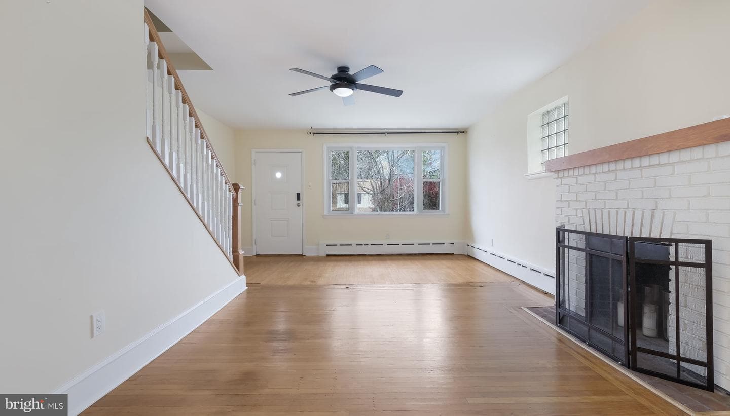315 Krewson Terrace photo 5