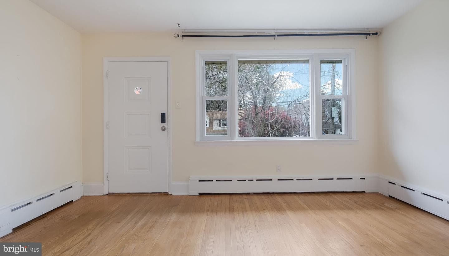 315 Krewson Terrace photo 7