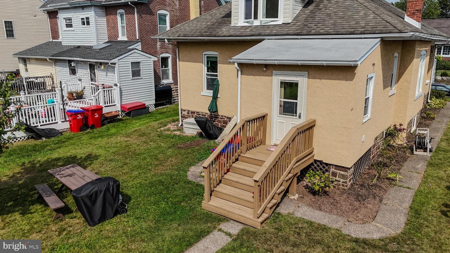 44 Adams Avenue photo 38