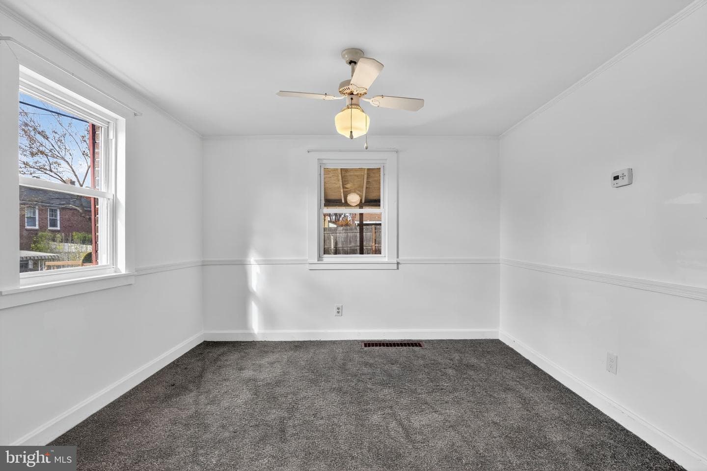 661 N Keim Street photo 8