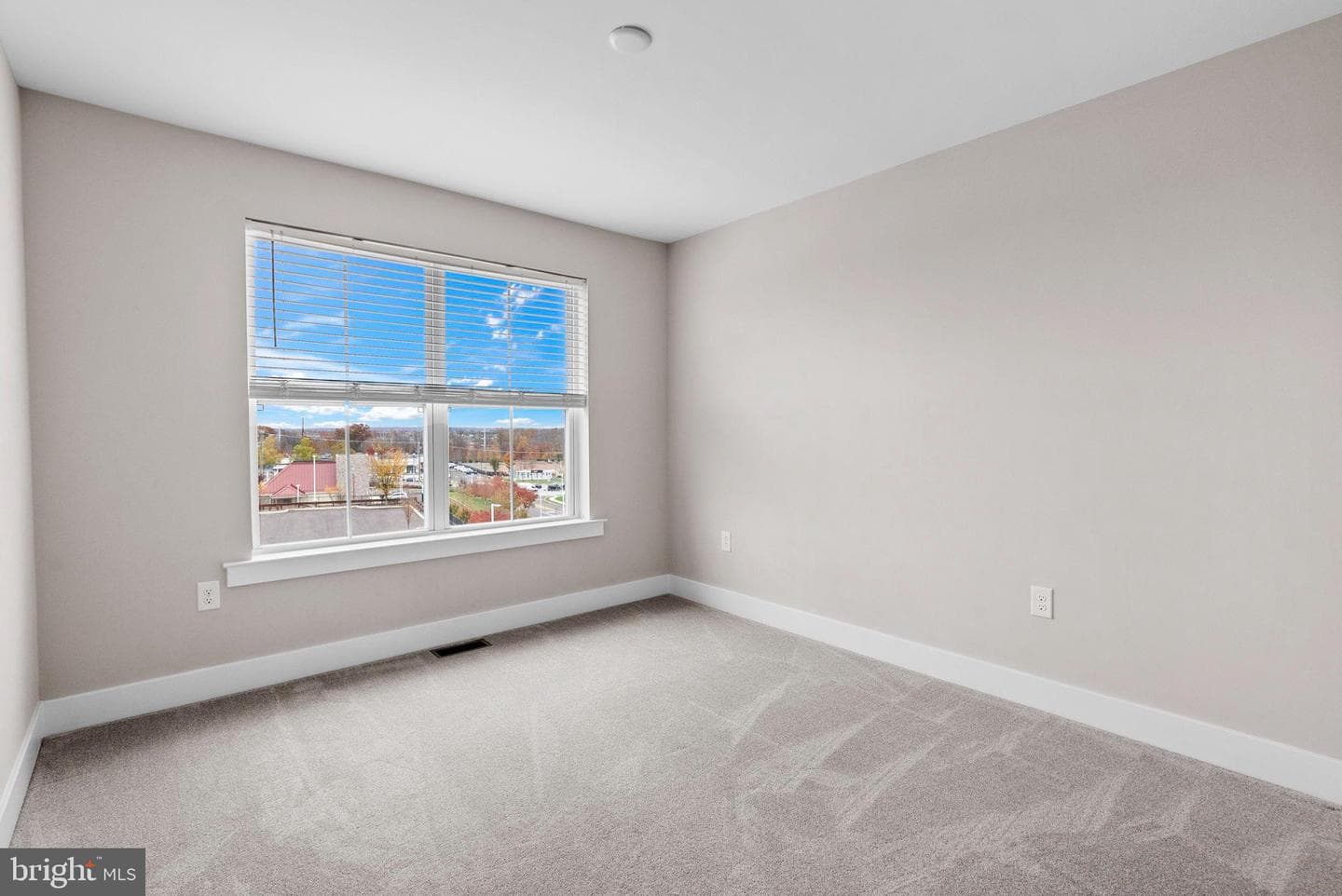 105 Higher Rock Court photo 19