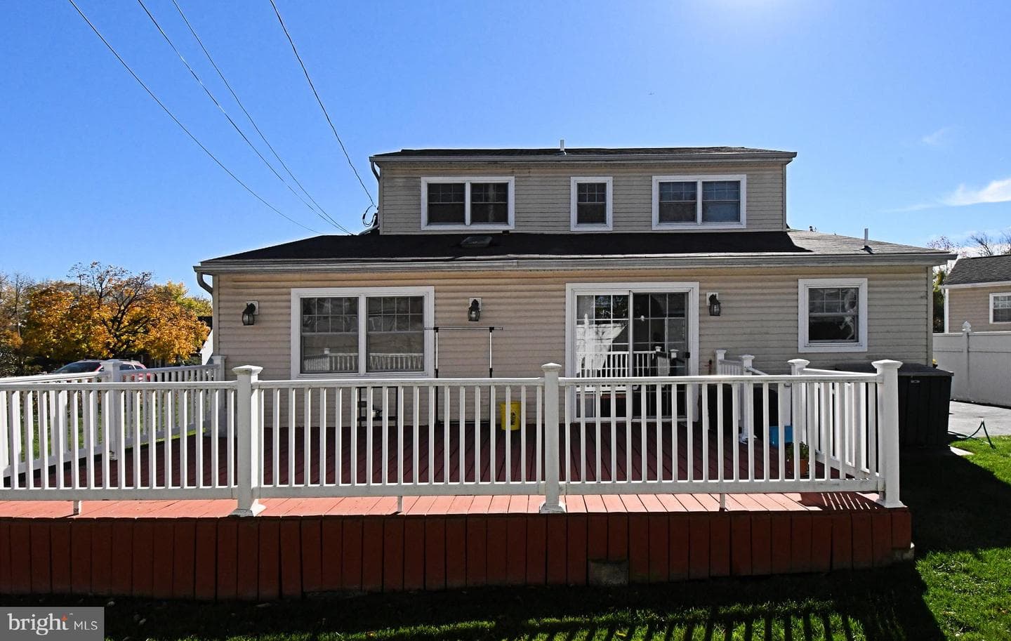 330 Crossfield Road photo 36