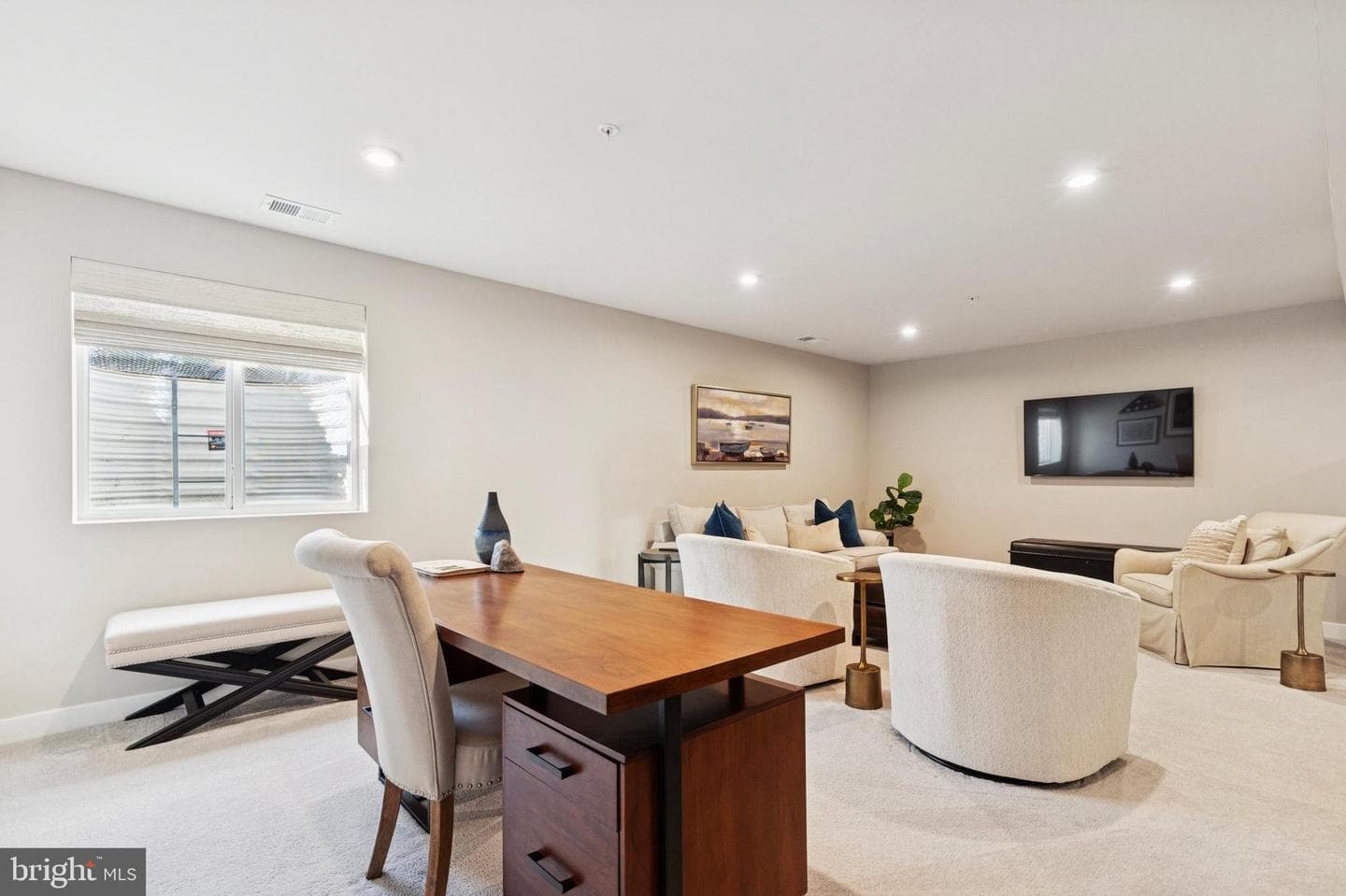 102 Sterling Drive photo 22