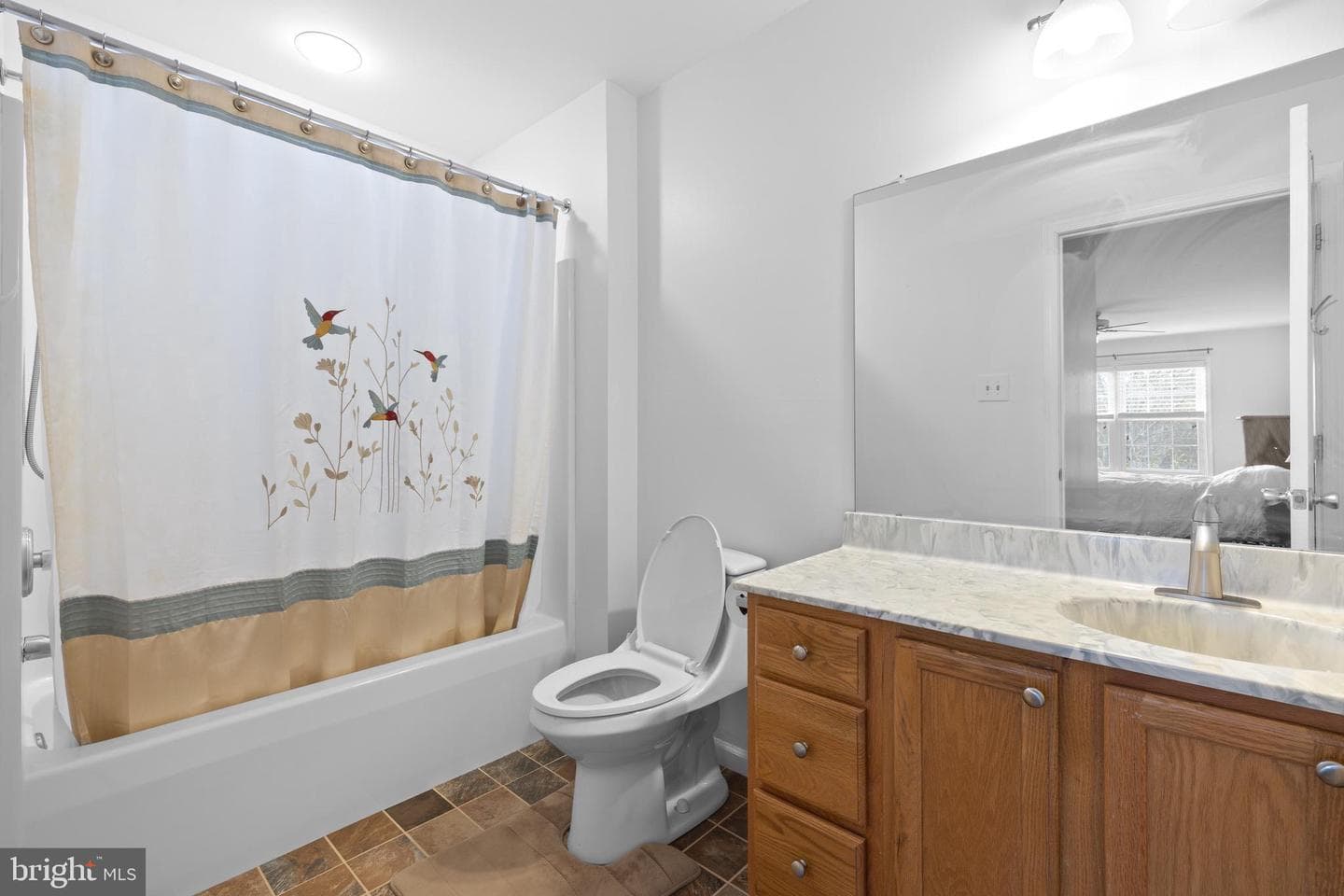 592 Blackmoor Court photo 13