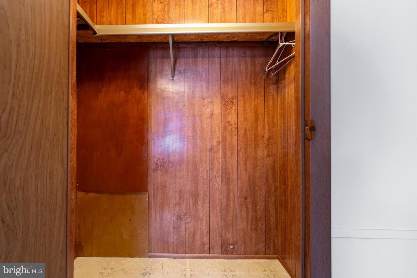 225 Cherrywood Court photo 28
