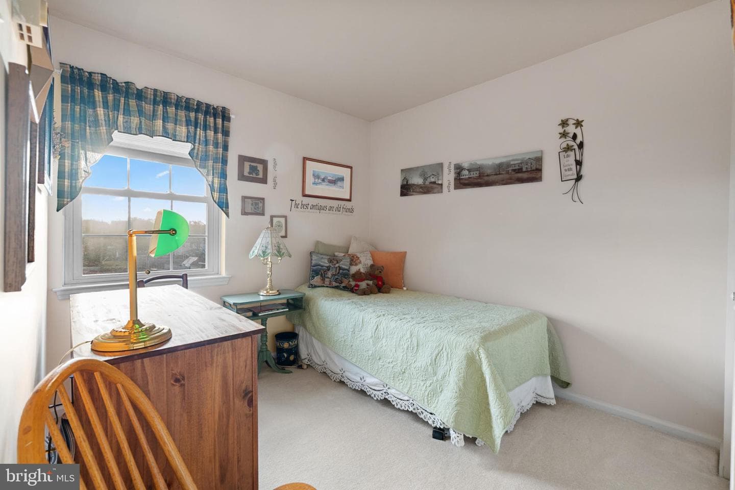 548 Blaker Drive photo 18
