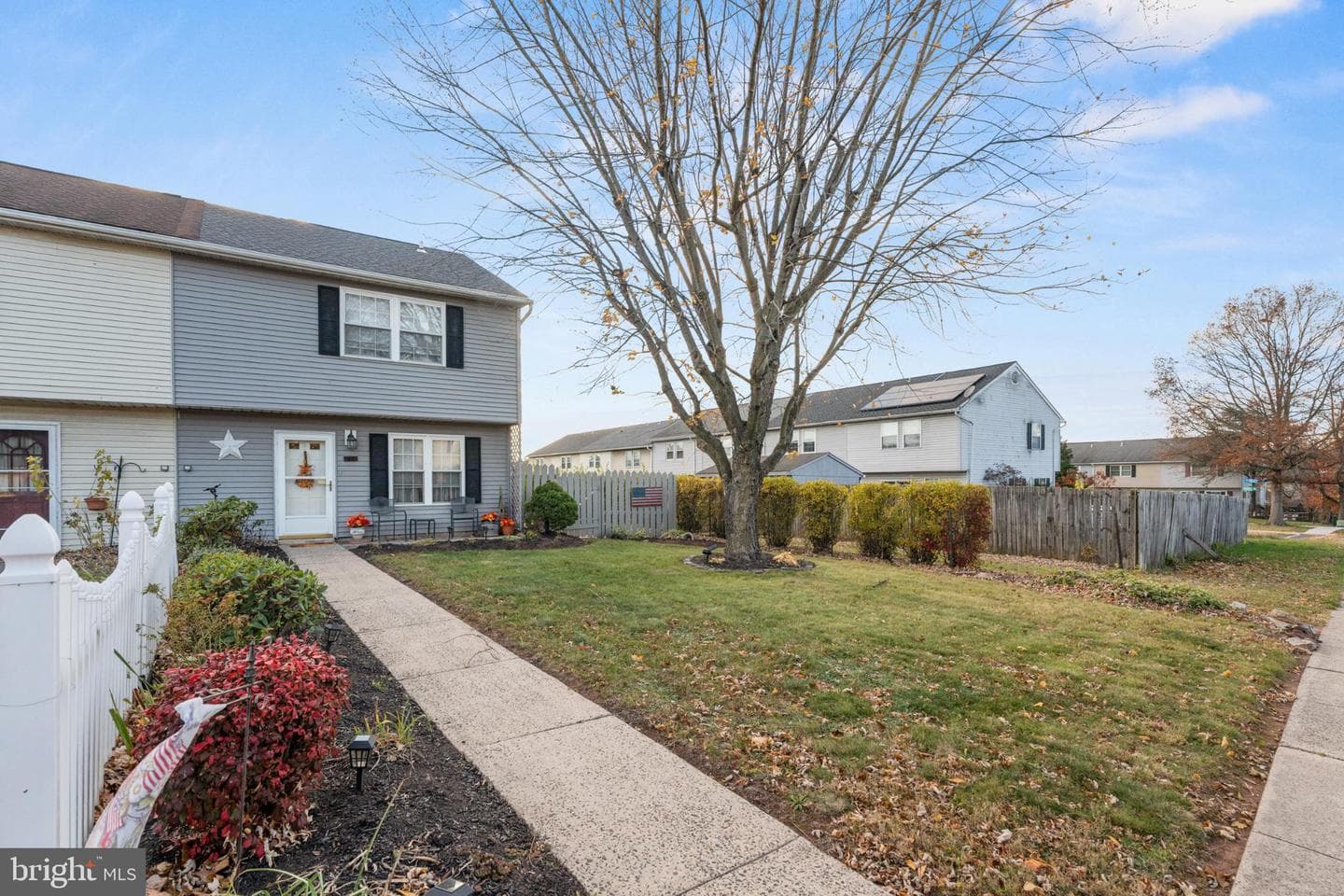 548 Blaker Drive photo 4