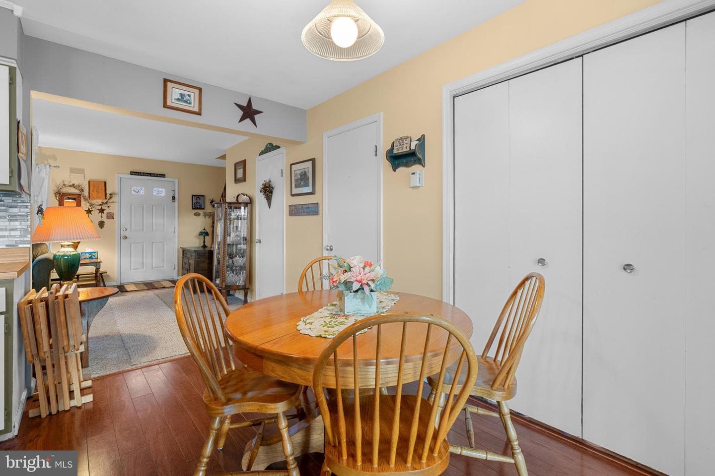 548 Blaker Drive photo 9