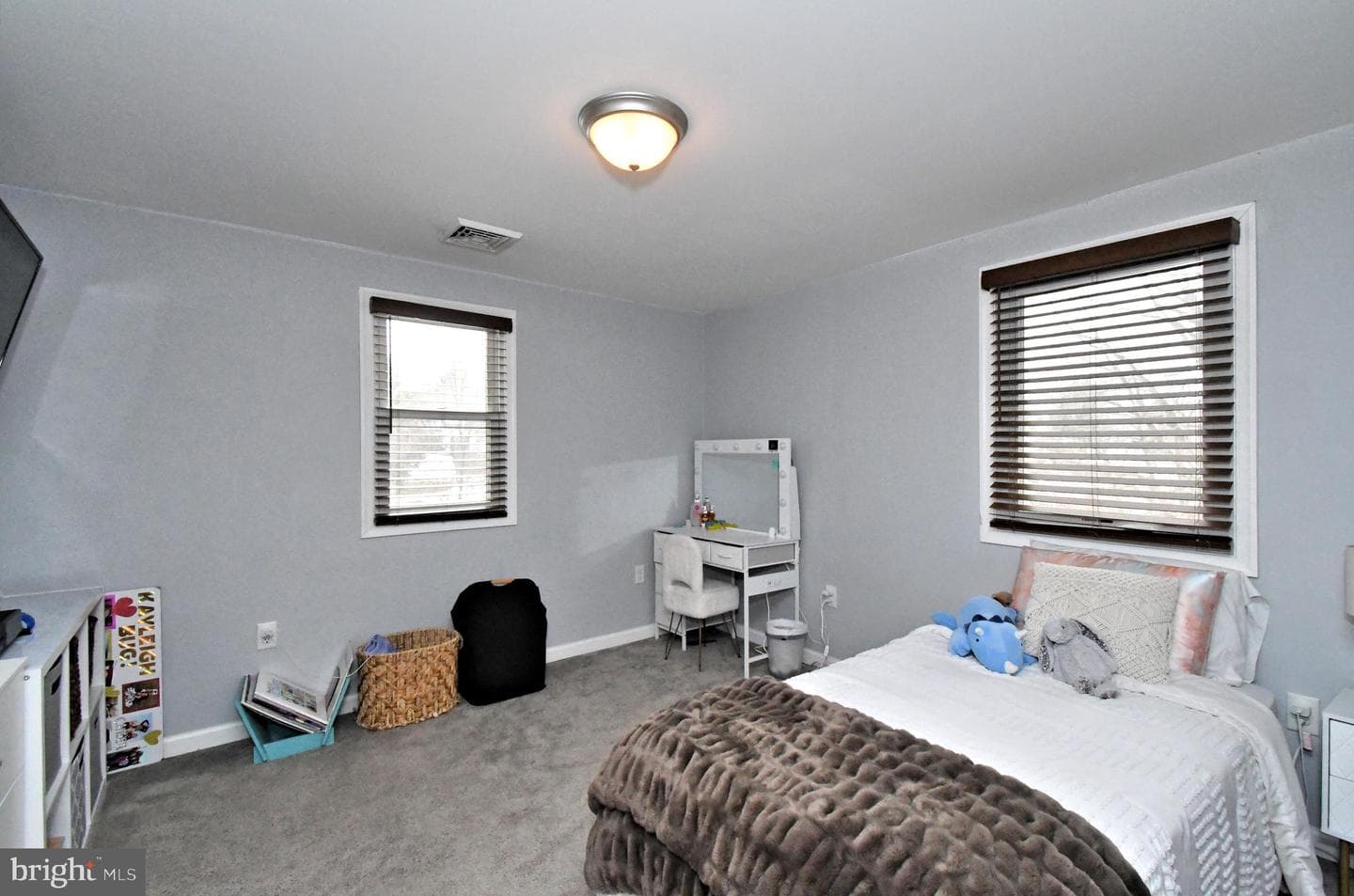 510 N Pleasantview Road photo 27
