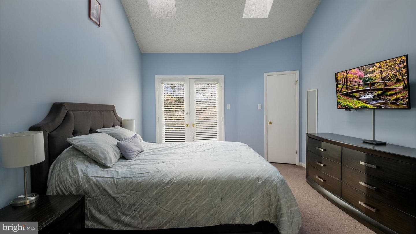 1101 Barbaras photo 22
