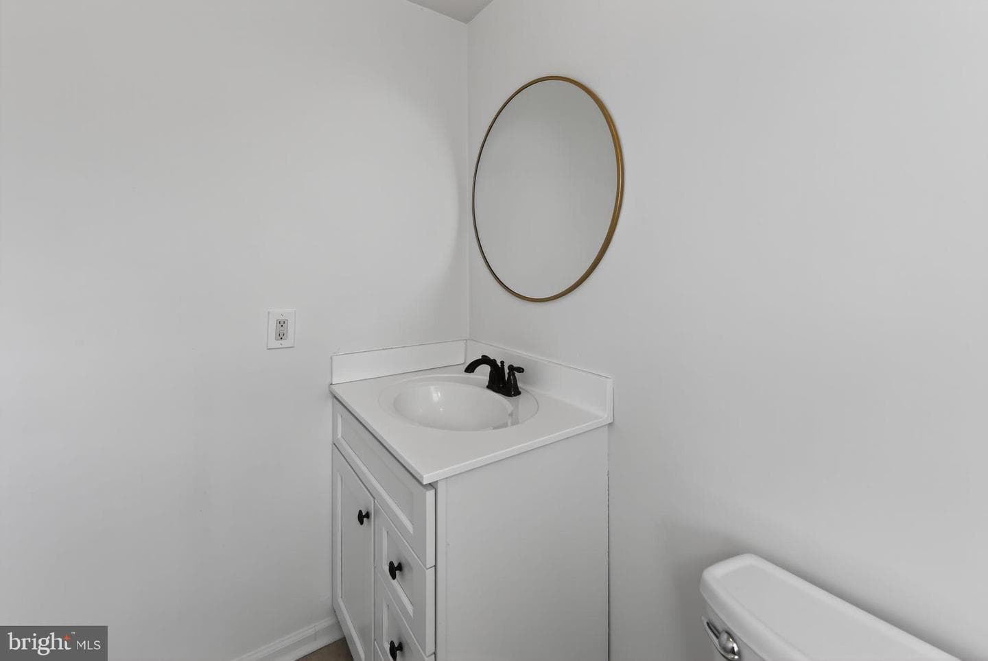 17 Merion Avenue photo 12