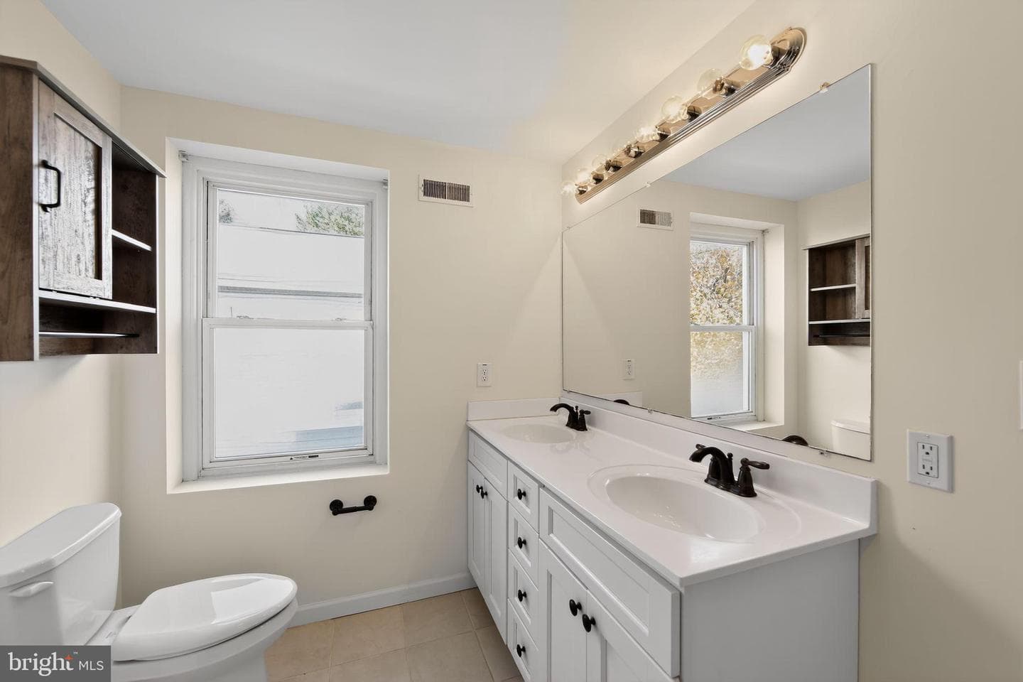 17 Merion Avenue photo 16