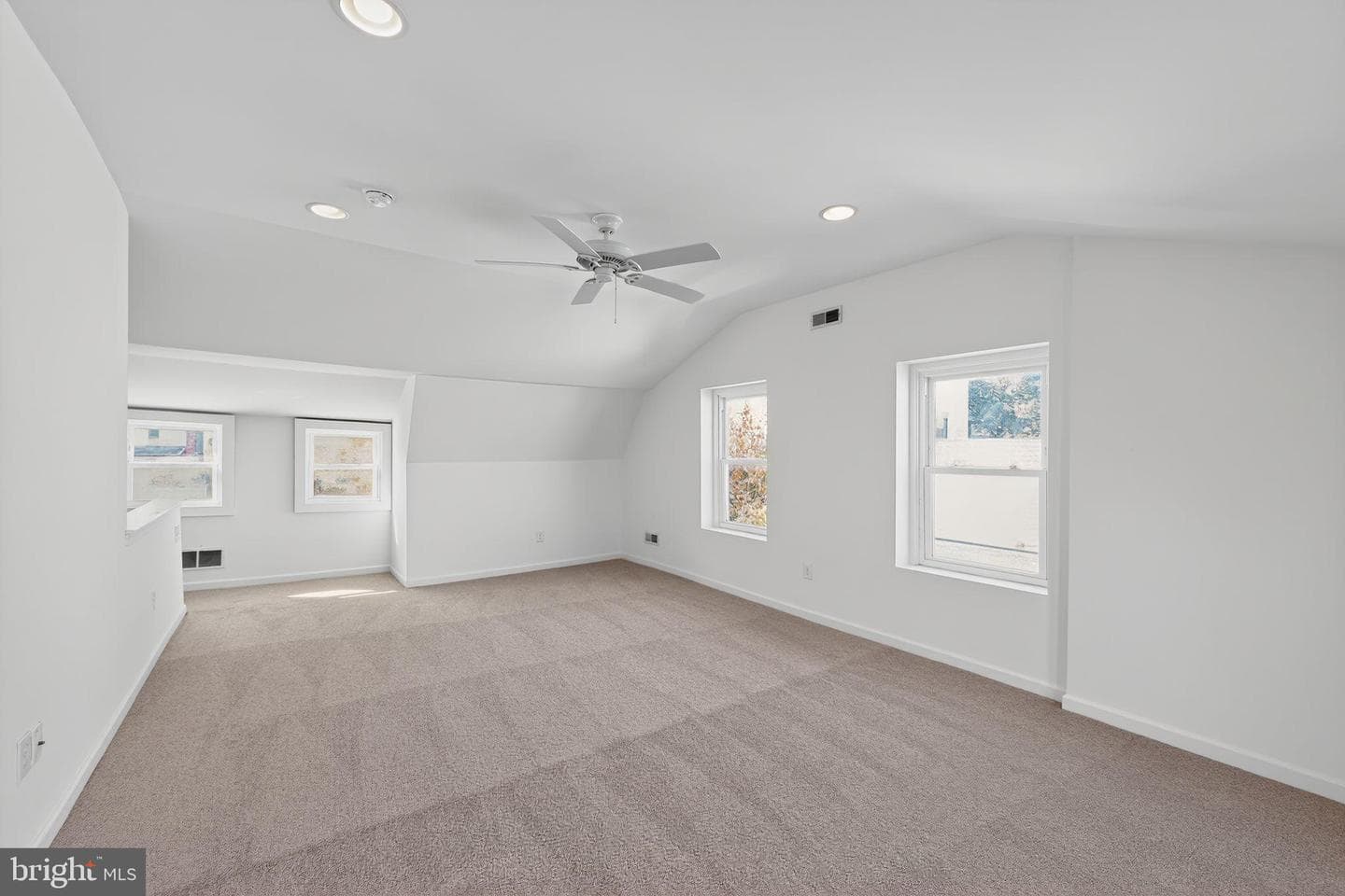 17 Merion Avenue photo 23