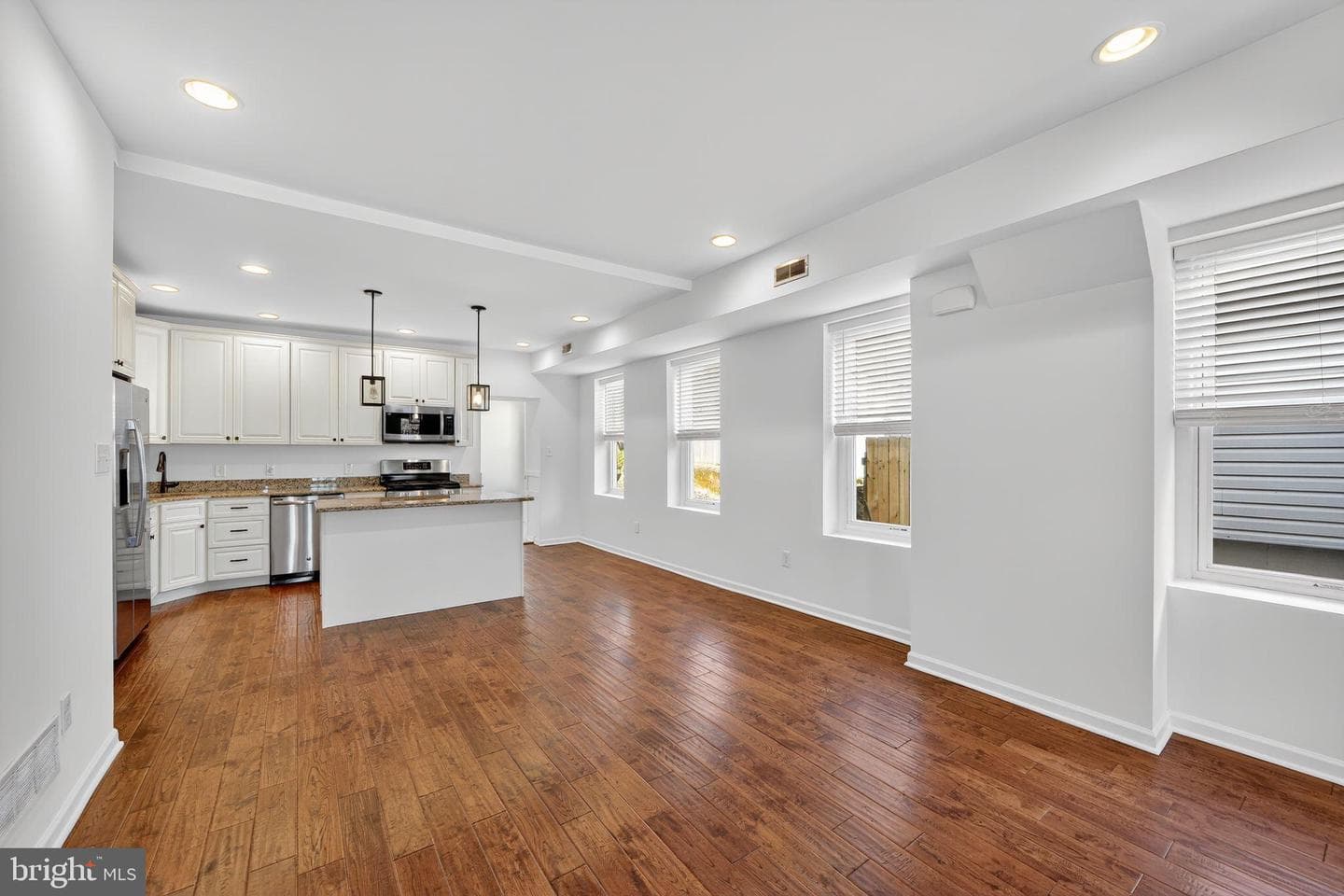 17 Merion Avenue photo 9