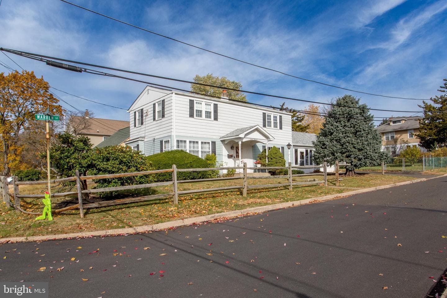 700 Warren Street photo 2