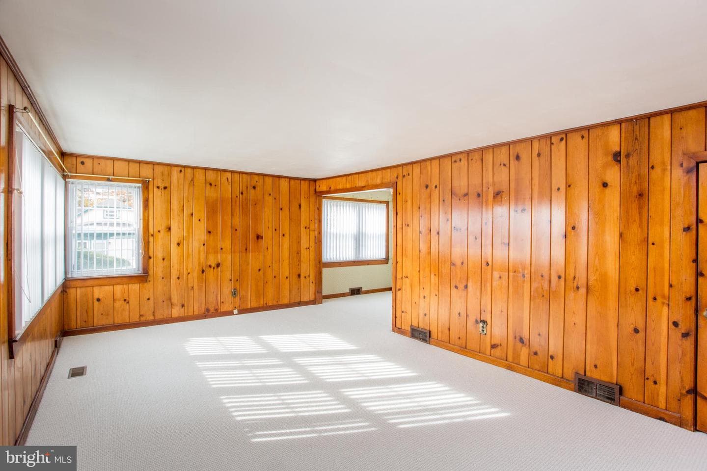 700 Warren Street photo 49