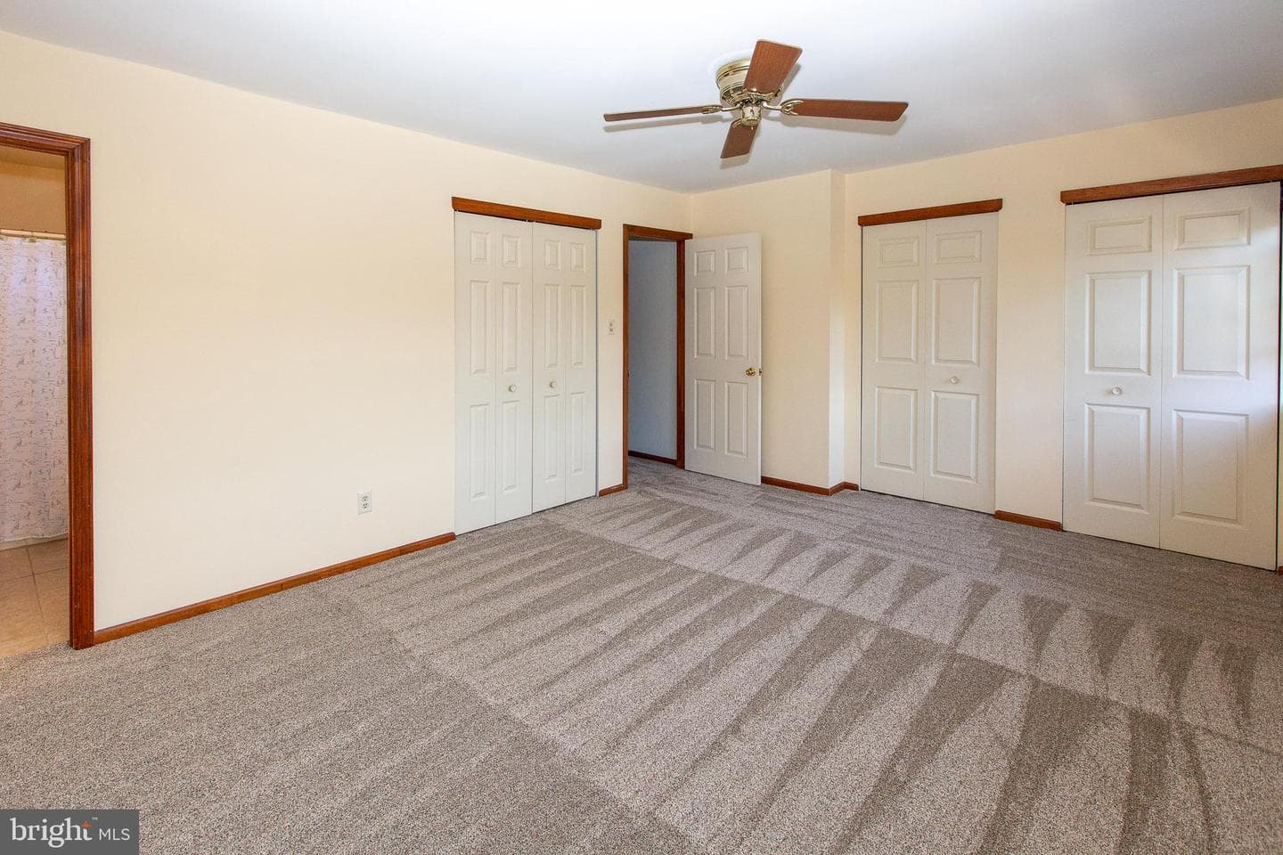 314 Jefferson Court photo 17
