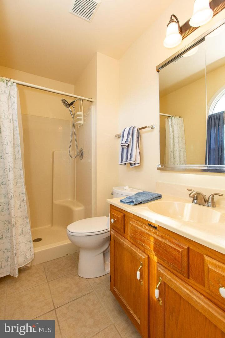 314 Jefferson Court photo 18