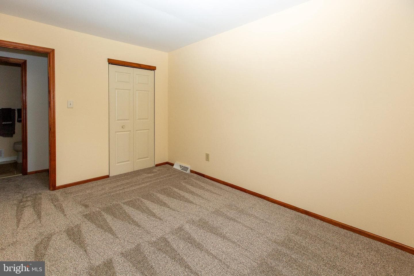 314 Jefferson Court photo 20