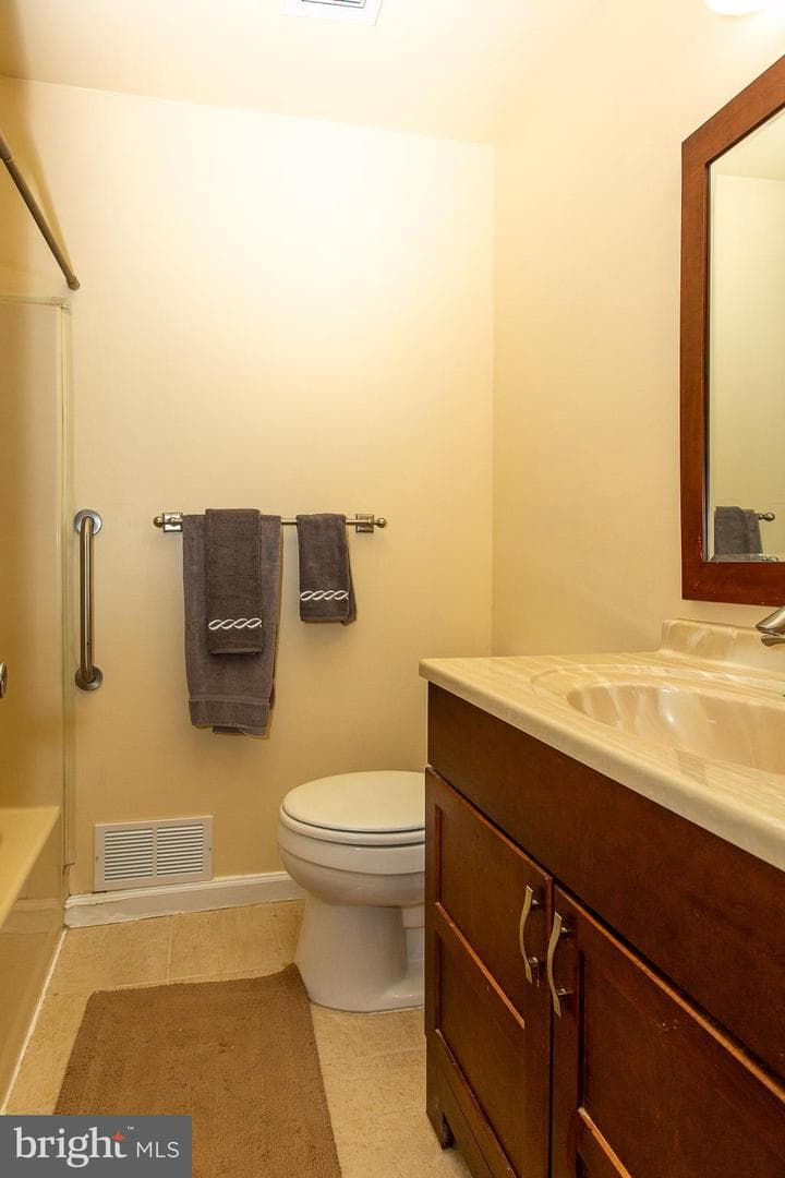 314 Jefferson Court photo 21