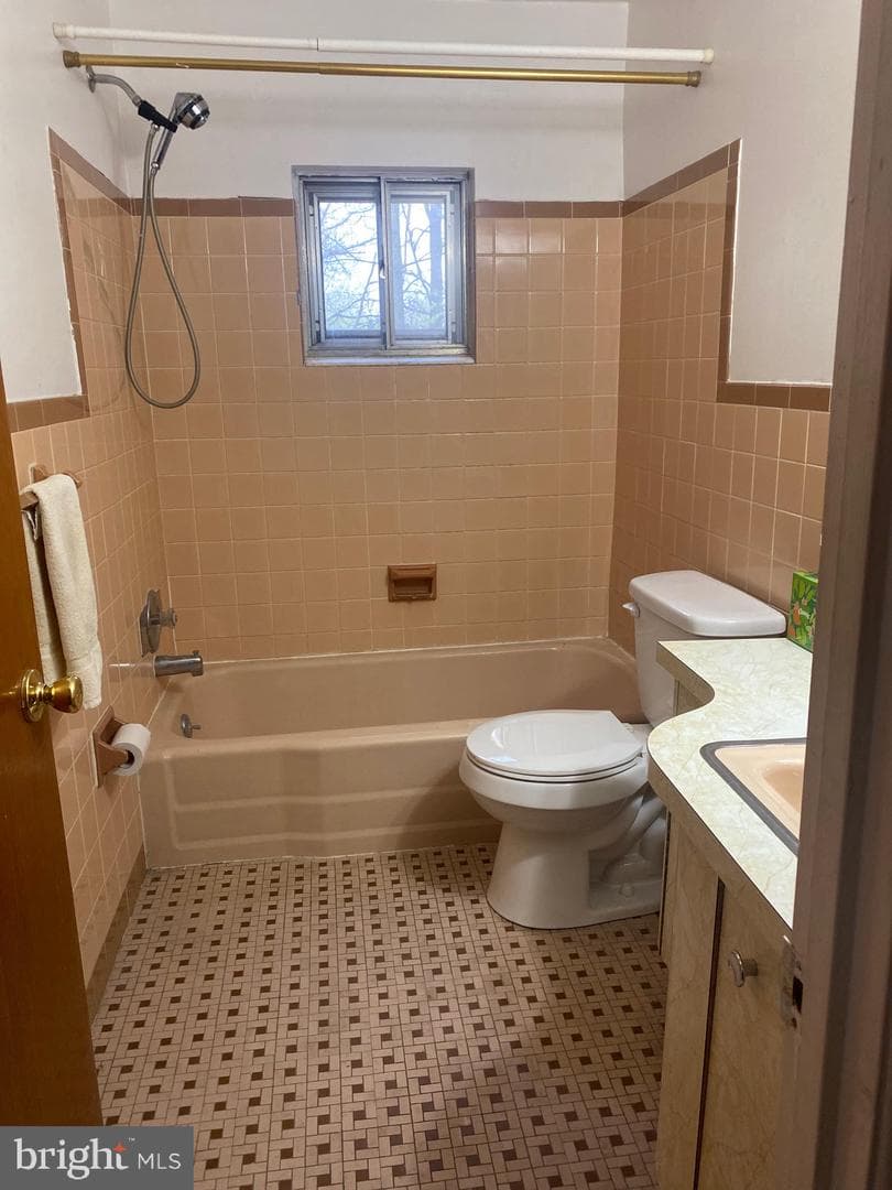 155 N Highland Ave photo 14