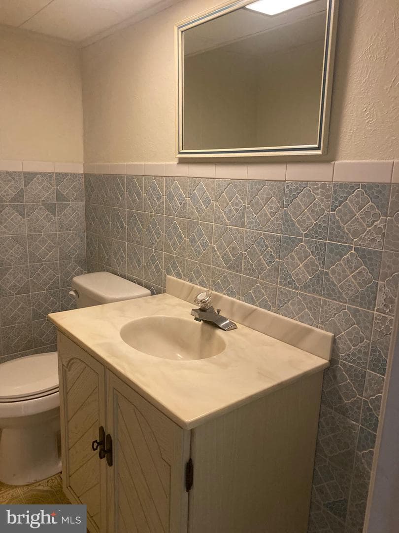 155 N Highland Ave photo 16