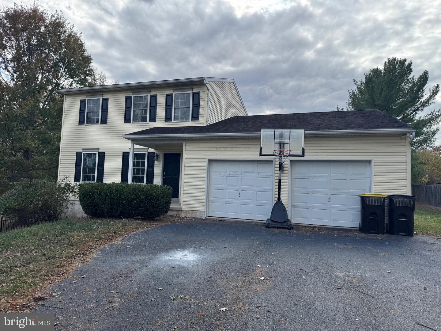 258 Glendale photo 1
