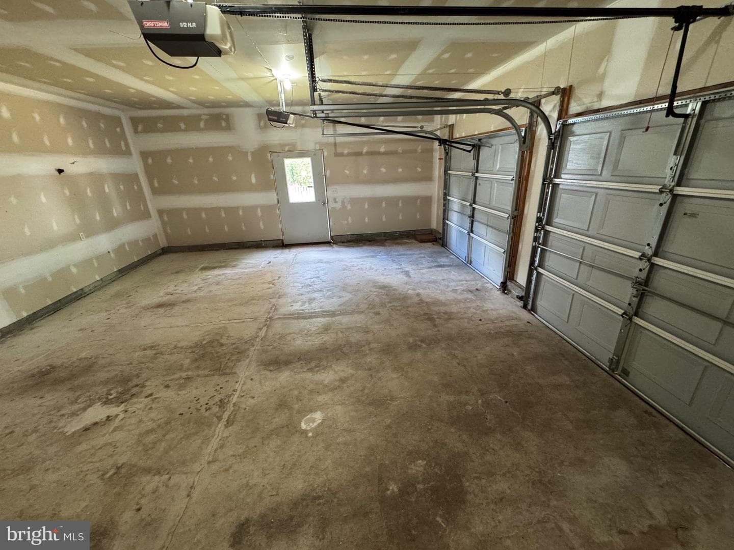258 Glendale photo 15