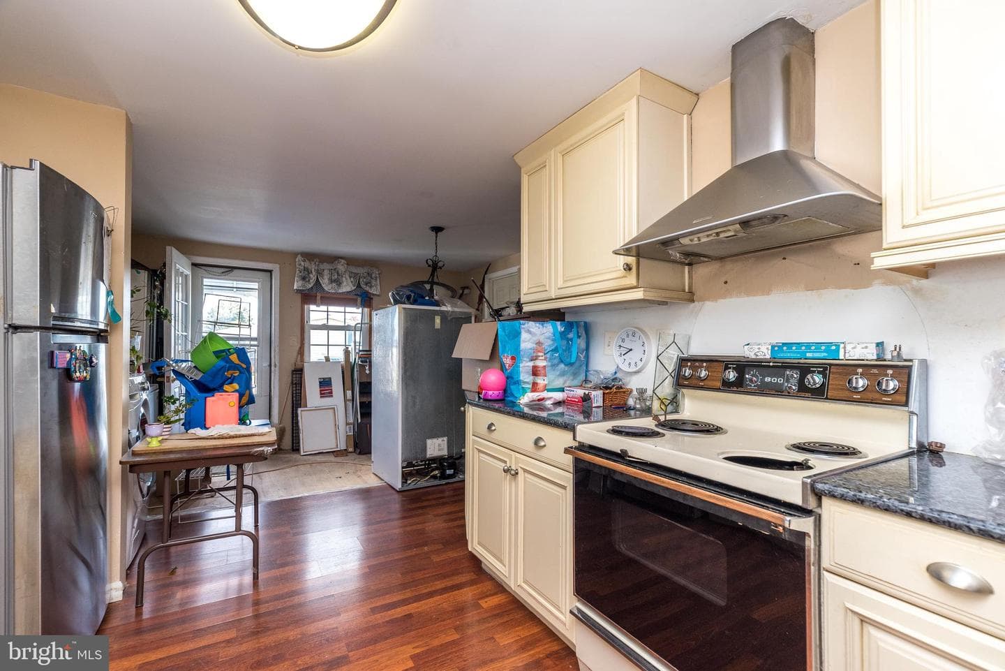 61 Longwood Place photo 14