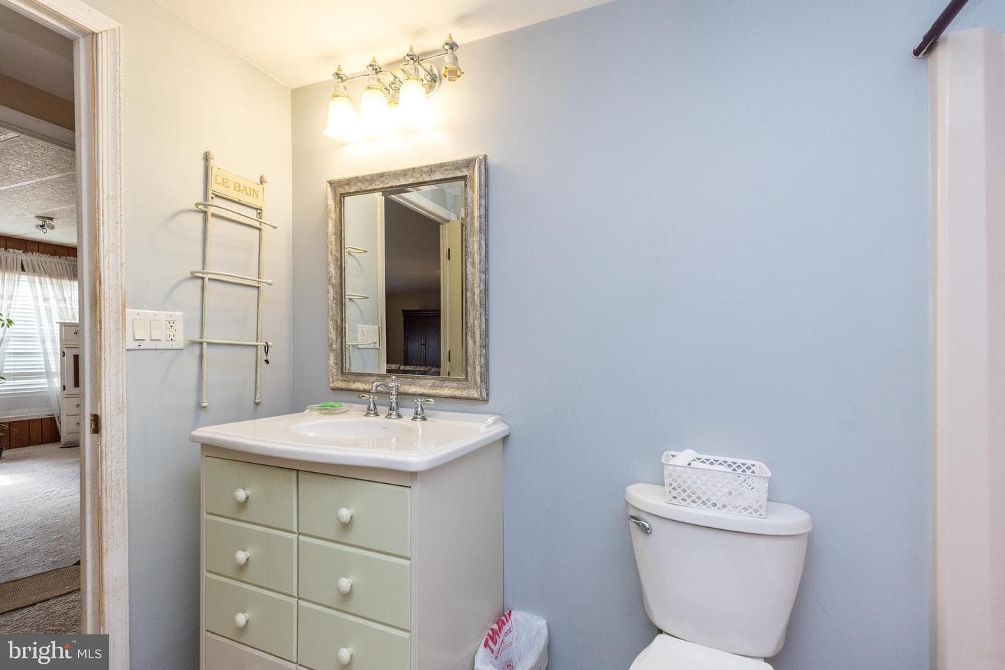 61 Longwood Place photo 24