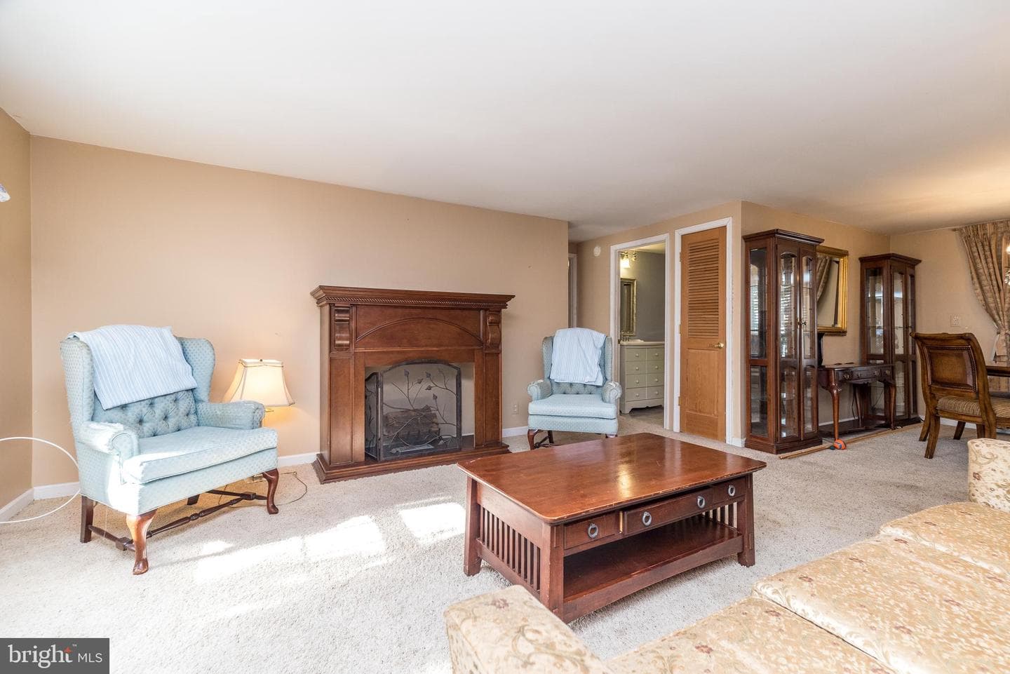 61 Longwood Place photo 7