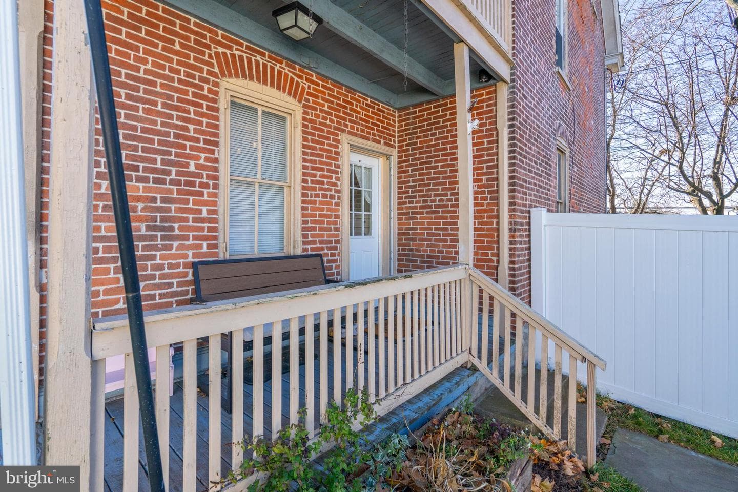 202 Dotts Street photo 37