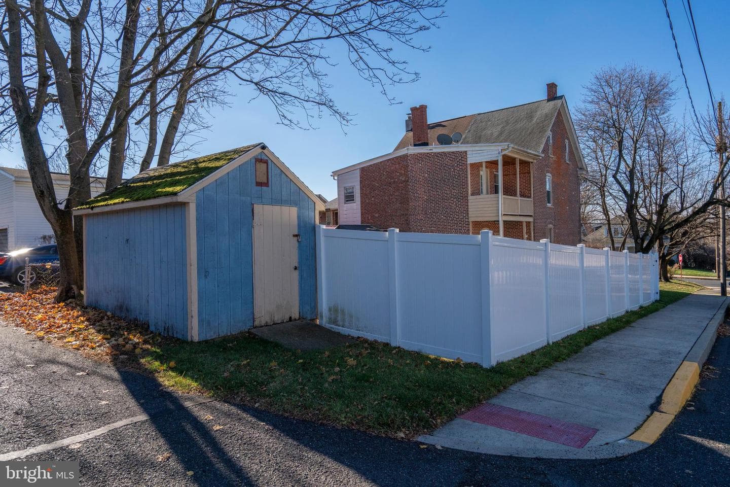 202 Dotts Street photo 48