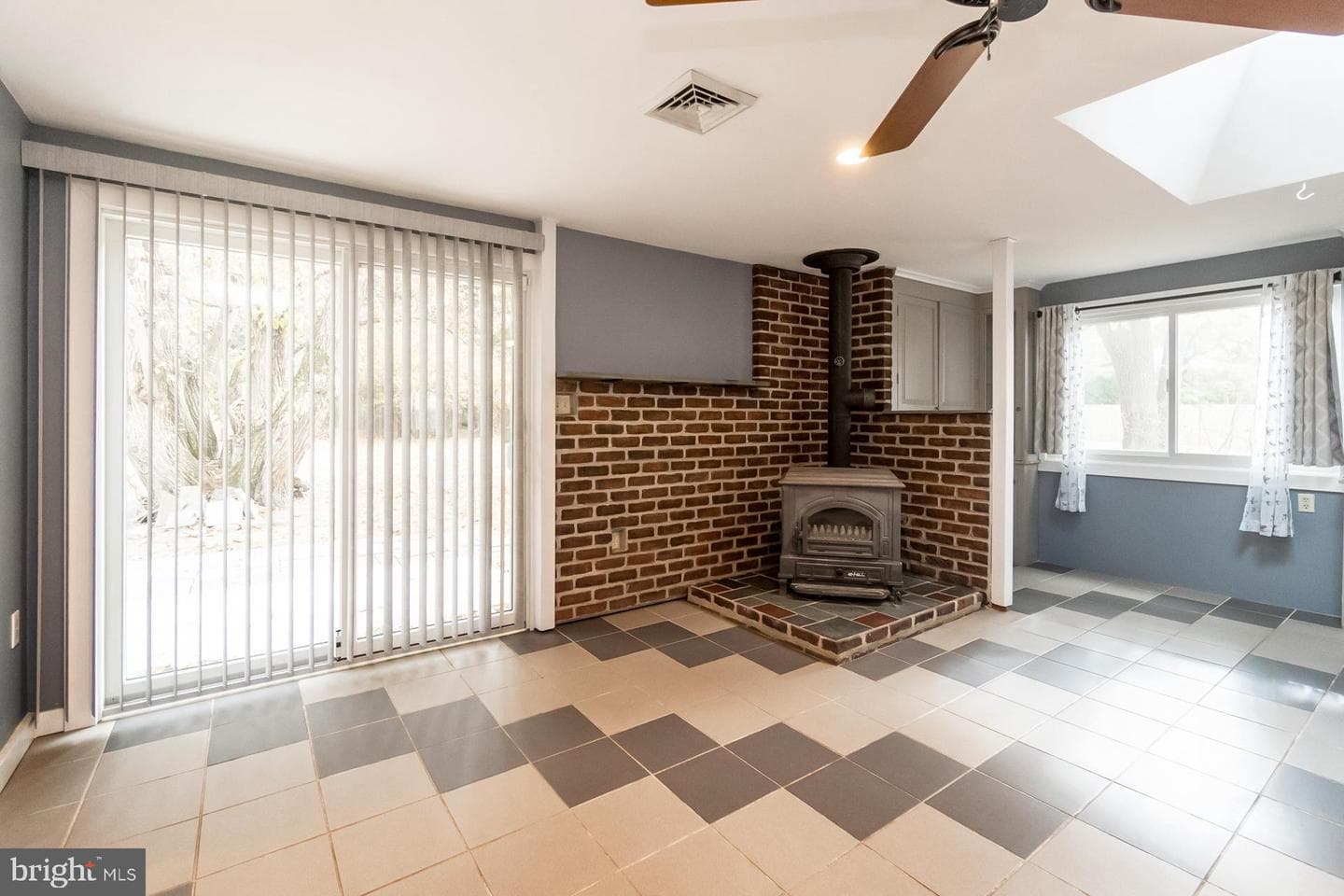 1103 Lansdale Avenue photo 17