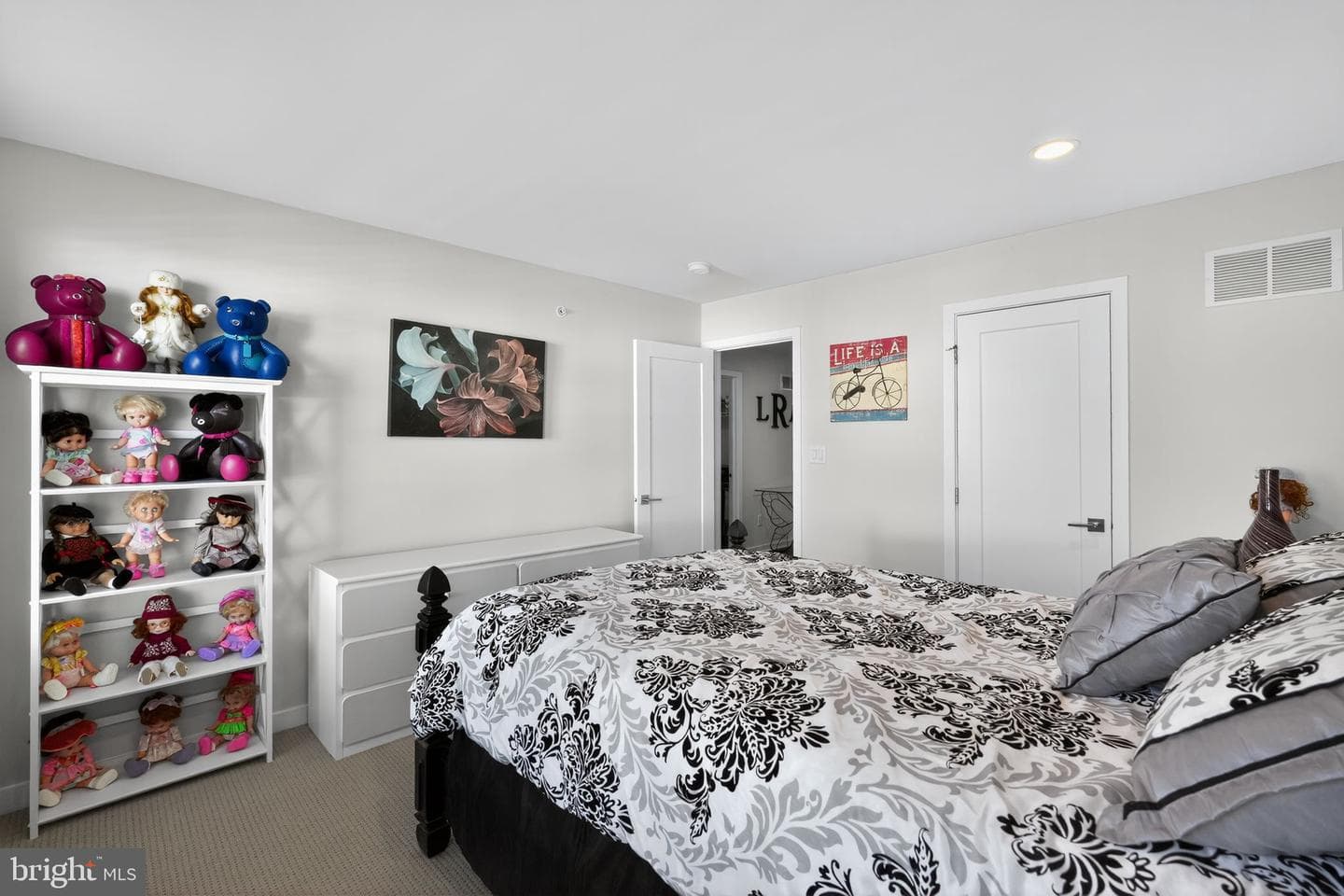 417 Wynstone Court photo 23