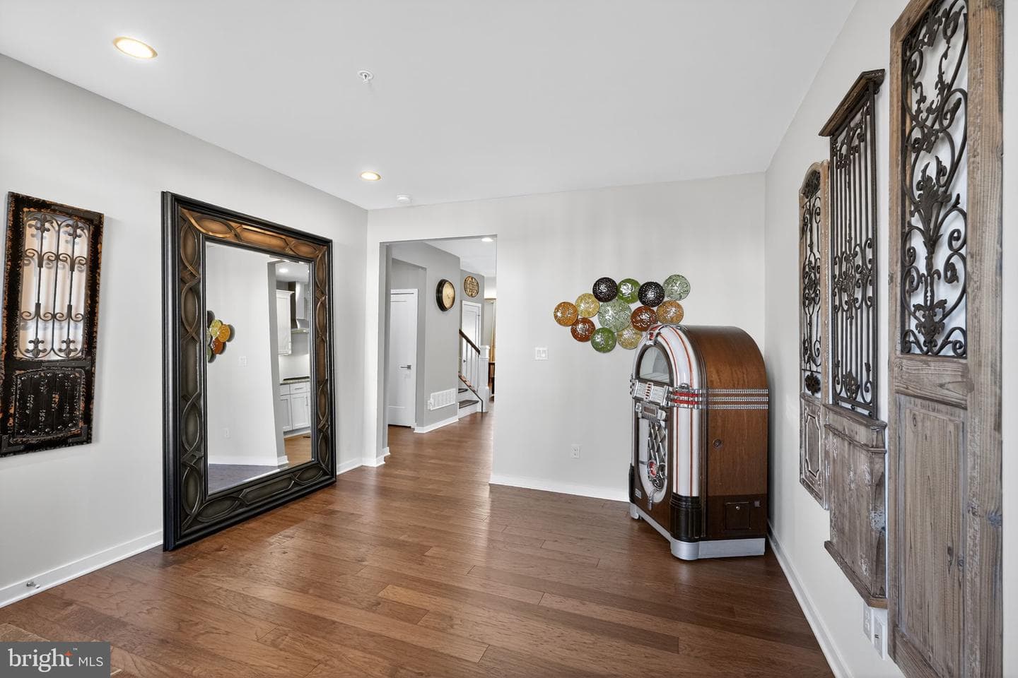 417 Wynstone Court photo 3