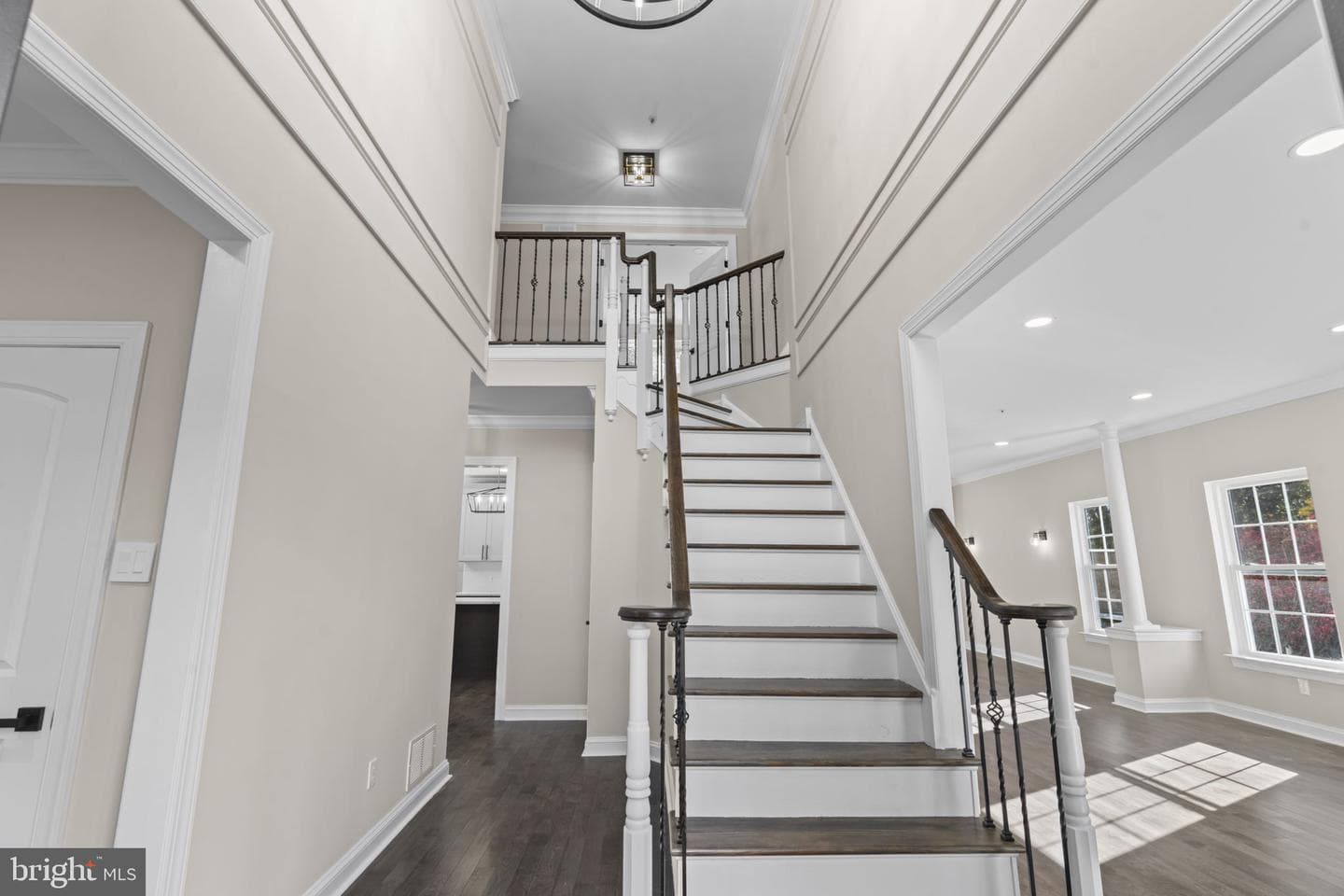 1212 Lemonton Court photo 4