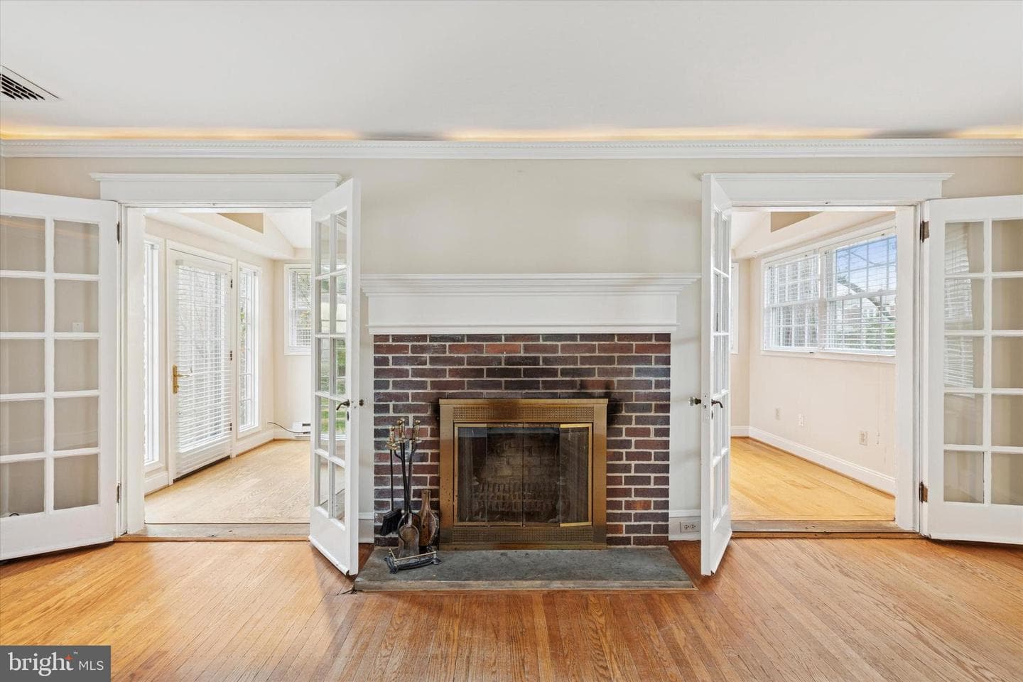 1642 Locust Street photo 6