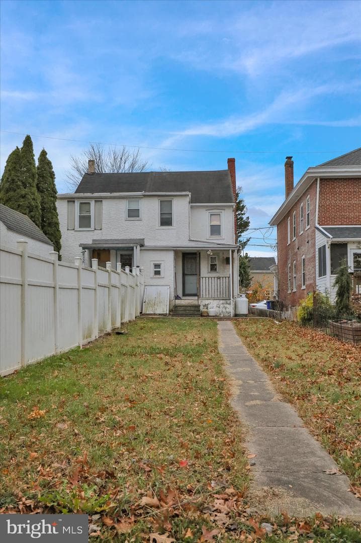 433 May Street photo 6