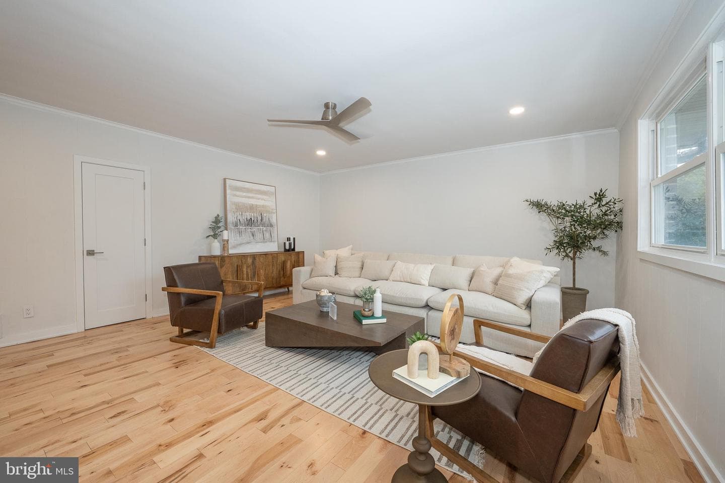115 David Road photo 12