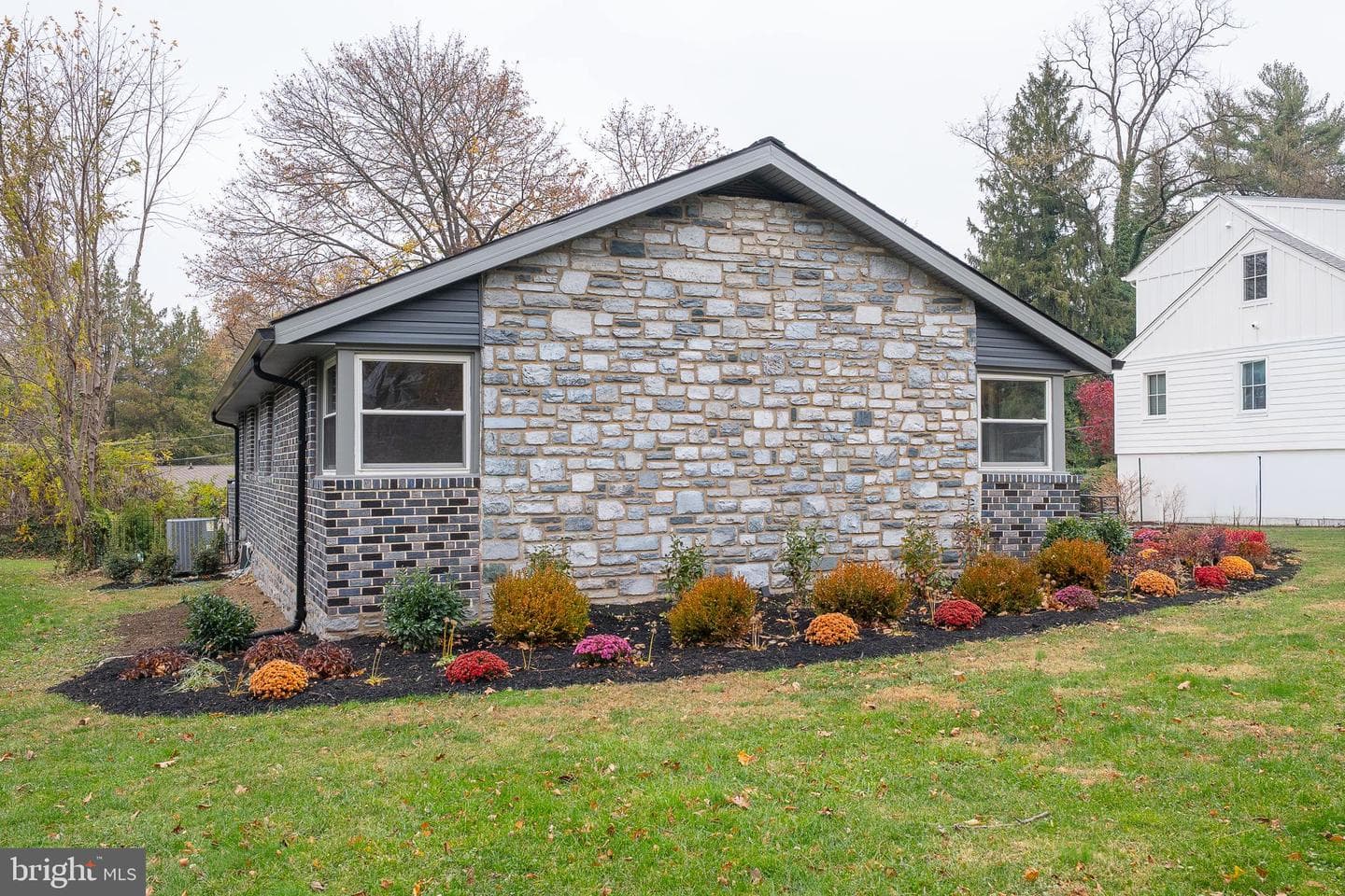 115 David Road photo 54