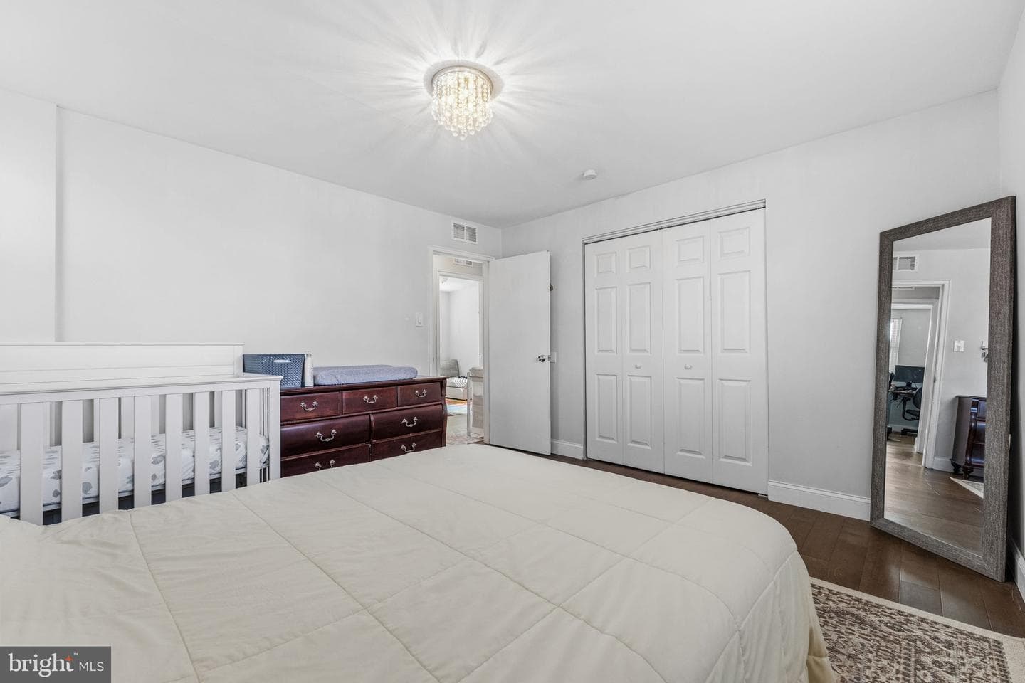 569 Kingwood Road photo 18