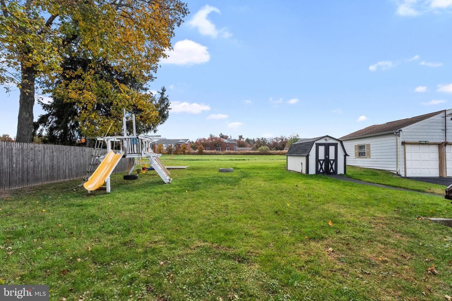 569 Kingwood Road photo 28
