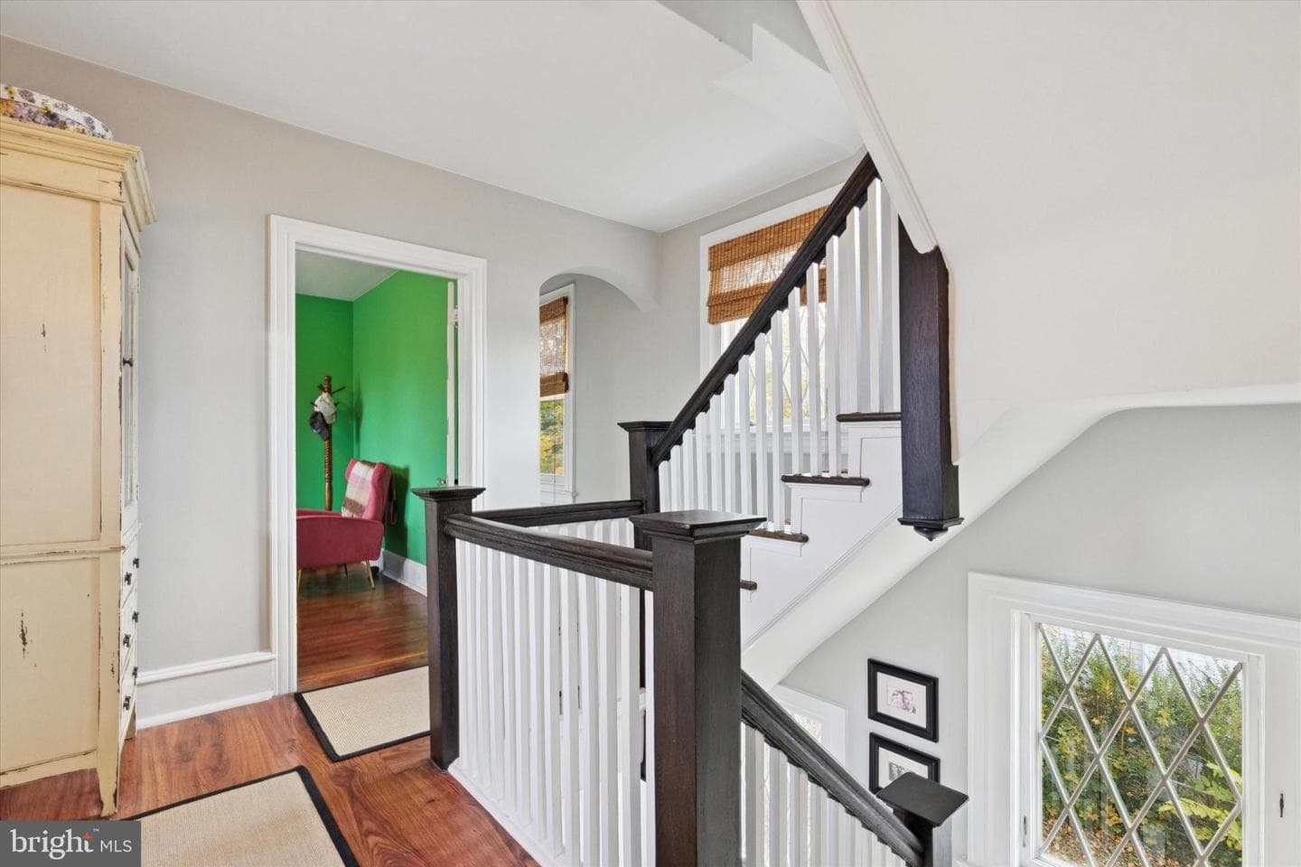 2444 Fairhill Avenue photo 36
