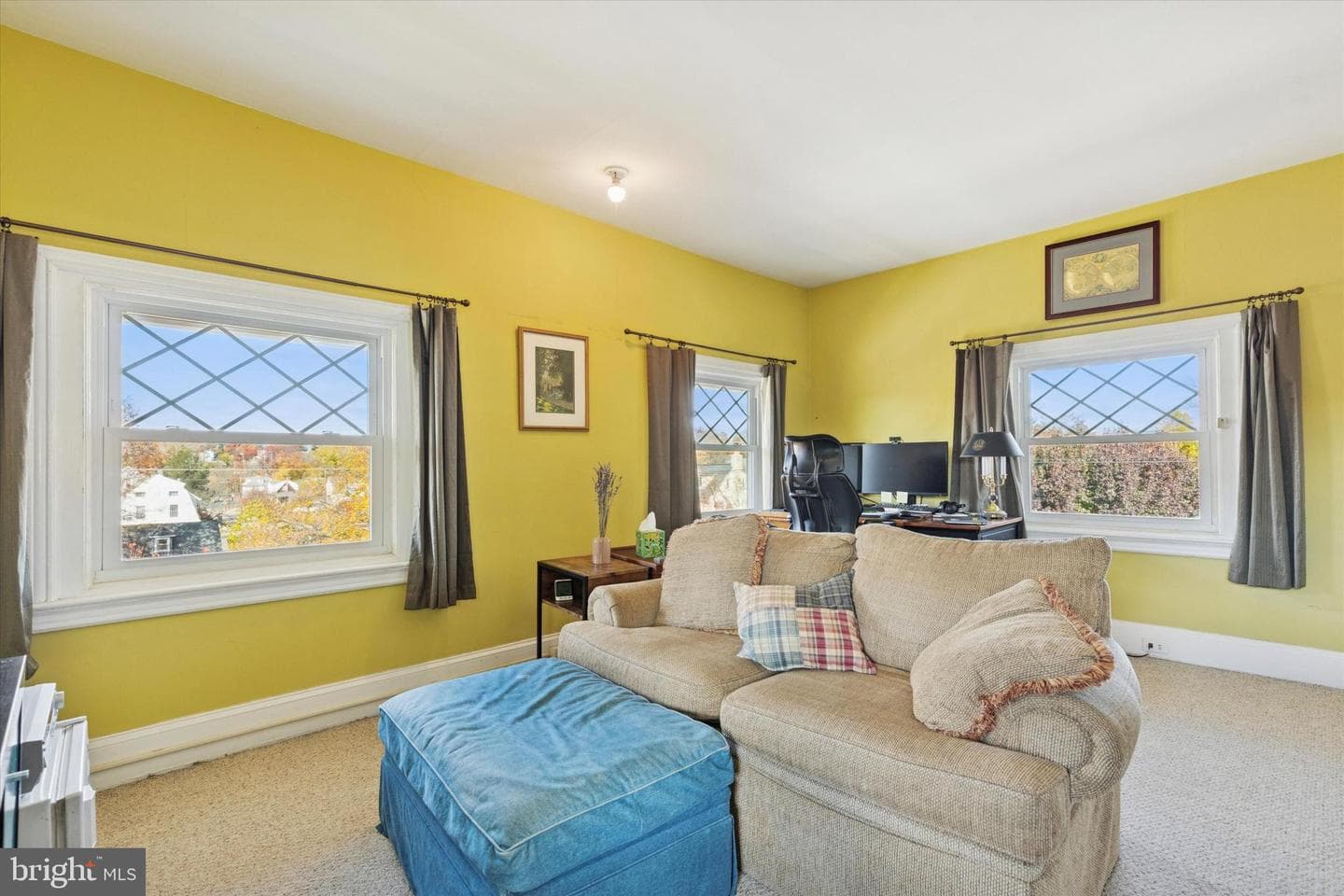2444 Fairhill Avenue photo 39