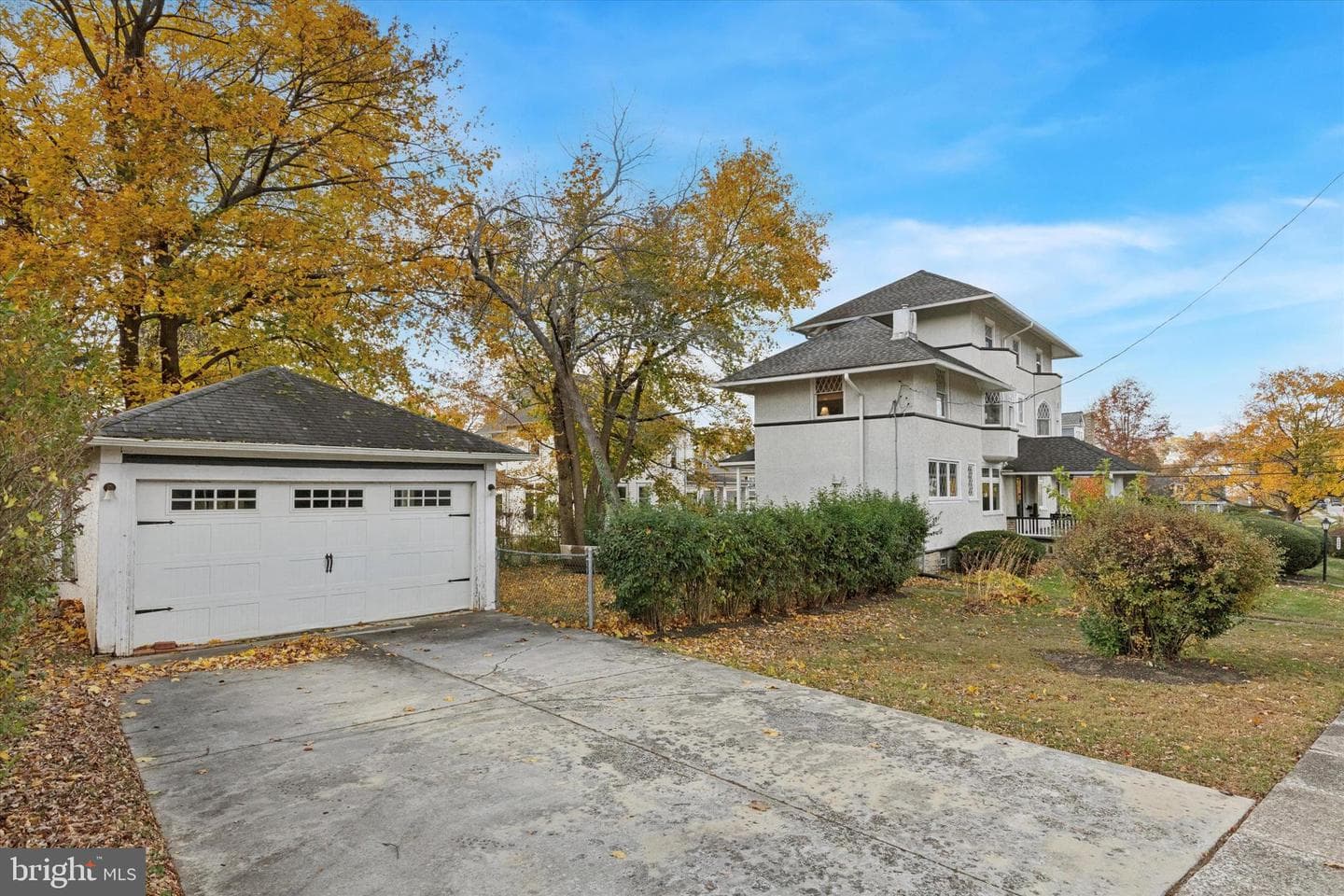 2444 Fairhill Avenue photo 42