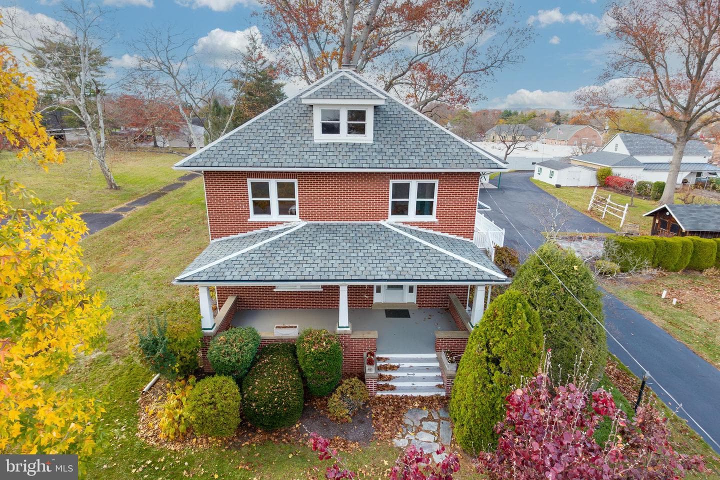 323 Broad Street photo 2