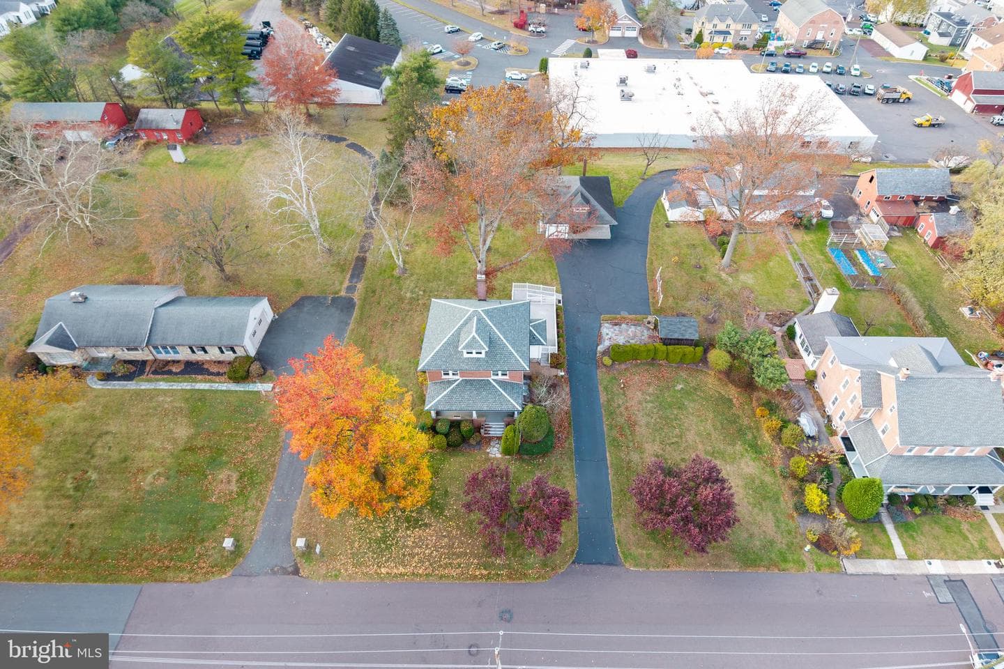 323 Broad Street photo 51