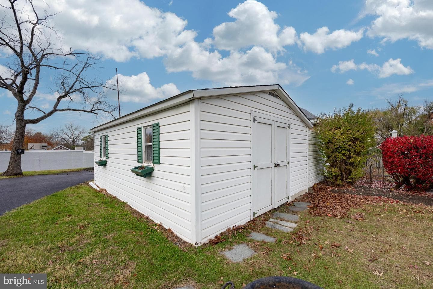 323 Broad Street photo 6